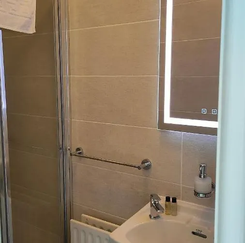 Lios Einne House Gæstehus 4*